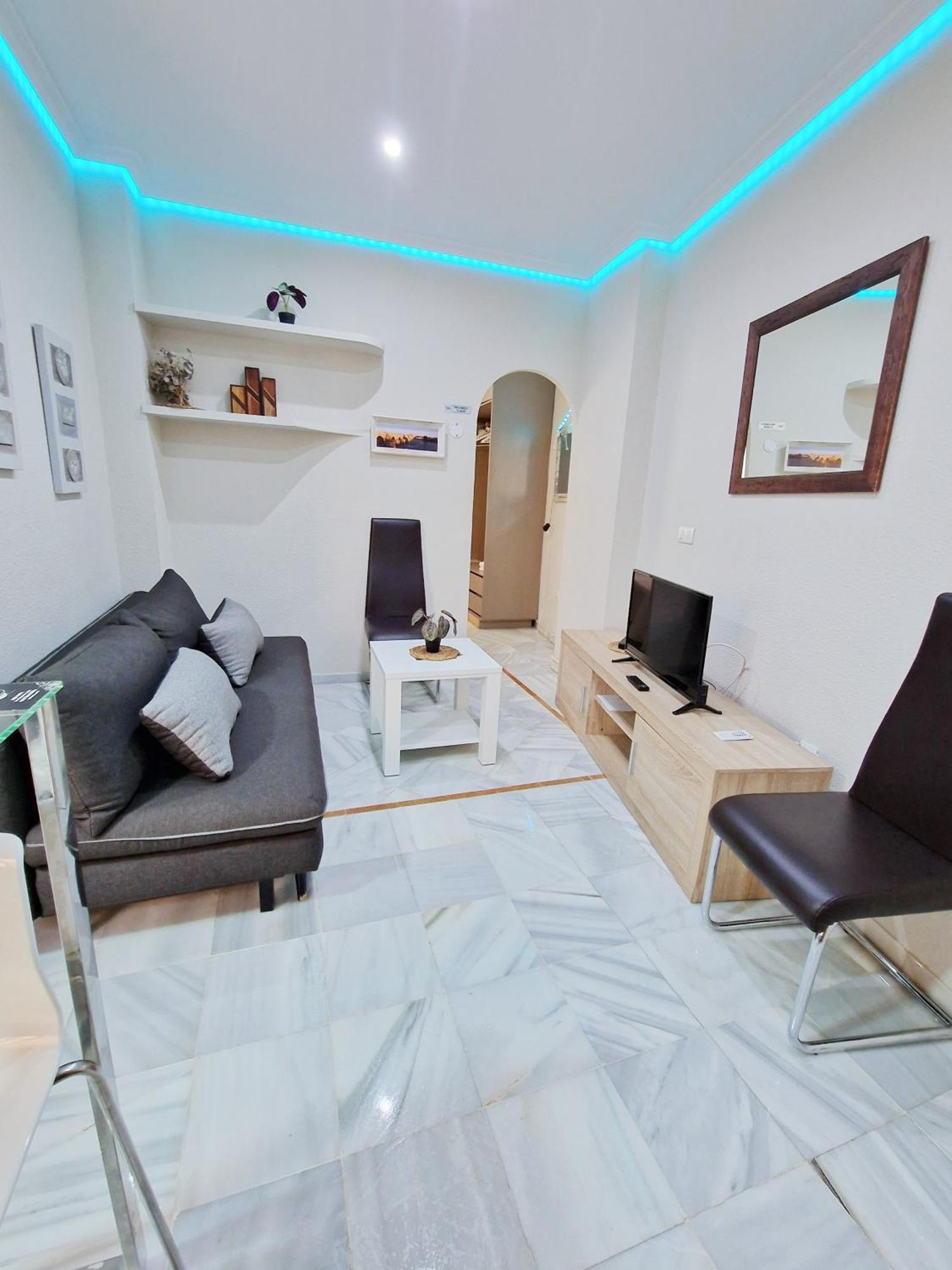 קורדובה Apartamento Completo Plaza De Las Tendillas - Parking Privado - Alojamientos El Duque מראה חיצוני תמונה